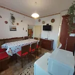 Nagyiek Haza / Granny's House Apartman